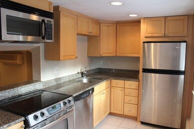 5 Charles St unit B, Newburyport, MA 01950 - photo 3
