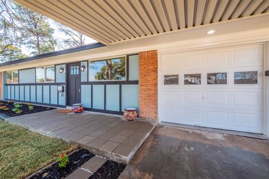 5029 De Lange Ln, Houston, TX 77092 - photo 3