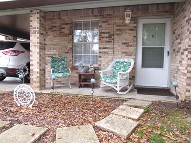 112 N Lewis Cir, Picayune, MS 39466 - photo 2