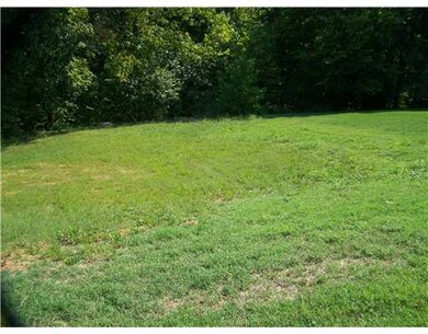 -- Autumn Ave, Bentonville, AR 72712 - photo 5