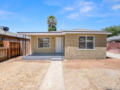 2370 S Tupman St, Fresno, CA 93706 - photo 4