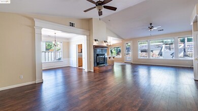 4705 Golden Bear Dr, Antioch, CA 94531 - photo 7