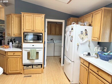 3700 Babcock Ln unit SP85, Eugene, OR 97401 - photo 7