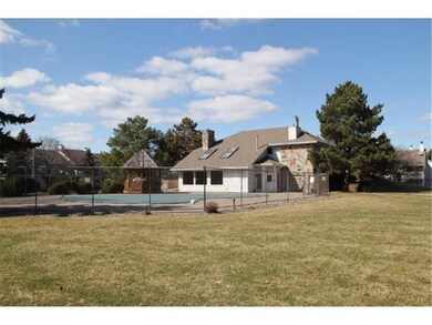 The club house amenities include a kitchen, open s
