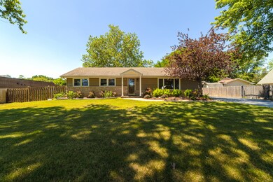 2281 Hicks Rd, Rolling Meadows, IL 60008 - photo 4