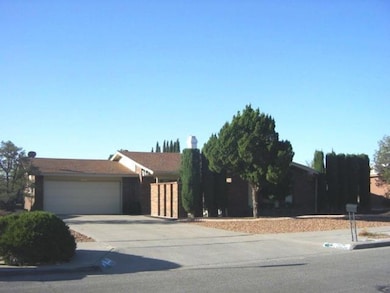 10820 La Subida Dr, El Paso, TX 79935 - photo 2