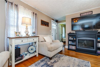 22 Deacon Ave, Warwick, RI 02886 - photo 6
