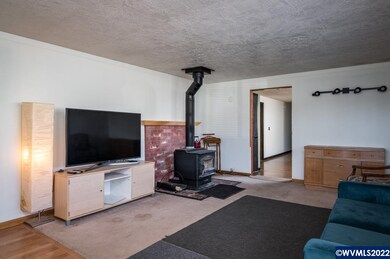 110 S Jellison St, Amity, OR 97101 - photo 5