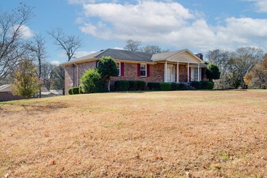213 Hickory Trace, Mount Juliet, TN 37122 - photo 2
