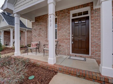 402 Newcastleton Drive-large-004-27-P101