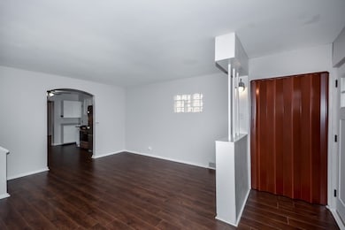 1638 Bristol Ave, Westchester, IL 60154 - photo 4