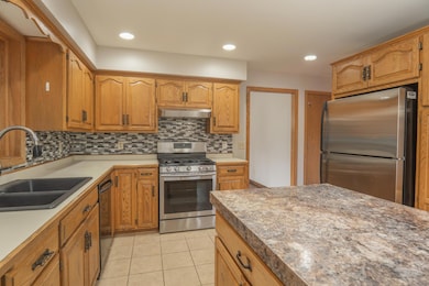 5245 Clayton Dr, Maple Plain, MN 55359 - photo 5