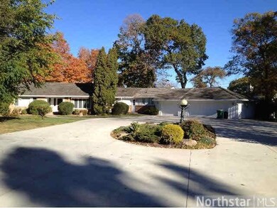 20670 20670 Linwood Rd, Deephaven, MN 55331 - photo 2