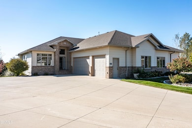 3424 Chevelle Cir, Bismarck, ND 58503 - photo 3