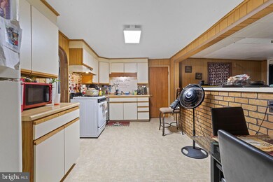 16 Chestnut St, Millville, NJ 08332 - photo 7