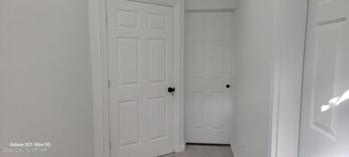 802 Monroe St unit 2, Stroudsburg, PA 18360 - photo 3