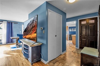 817 Meadowbrook Dr, North Tonawanda, NY 14120 - photo 4