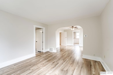 4104 Y St, Omaha, NE 68107 - photo 6