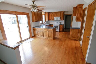 612 Timberview Dr, Marysville, OH 43040 - photo 6