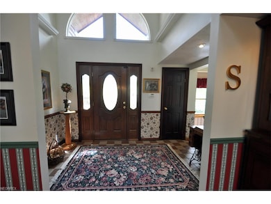 8726 Lewis Rd, Olmsted Falls, OH 44138 - photo 5