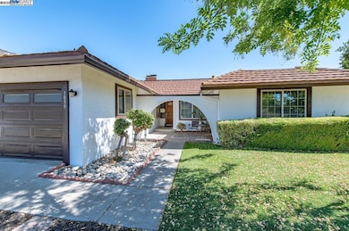 1059 Lakehurst Rd, Livermore, CA 94551 - photo 2