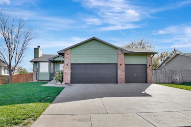 6105 W 34th St N, Wichita, KS 67205 - photo 2