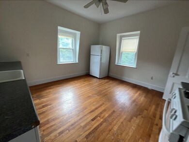 200 Church St unit 3, Newton, MA 02458 - photo 5