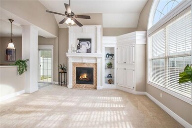 Beautiful built-ins!