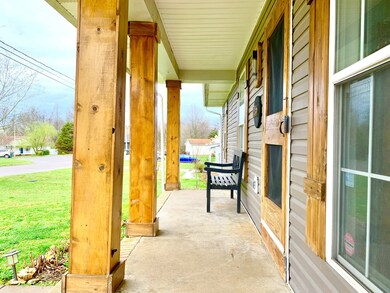 189 Oak Tree Dr, Oak Grove, KY 42262 - photo 2