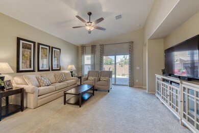 006_Living Room