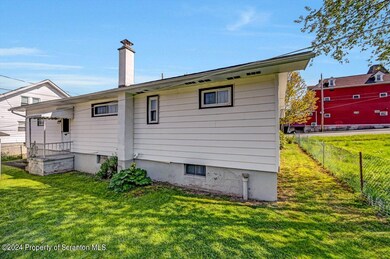 740 Birch St, Scranton, PA 18505 - photo 4
