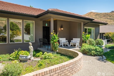 2013 Linville Dr, Wenatchee, WA 98801 - photo 3