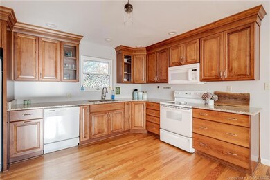 1750 Lynnwood Dr, New Albany, IN 47150 - photo 4