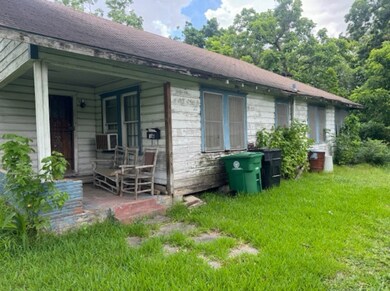 962 Wall St, Houston, TX 77088 - photo 2