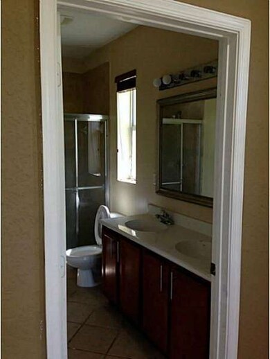 unlisted-address, Oakland Park, FL 33309 - photo 7