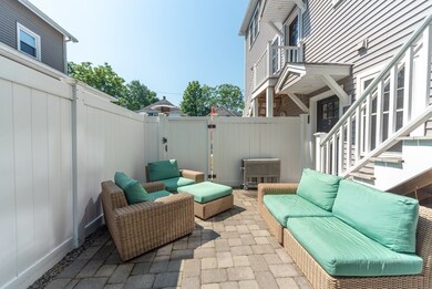 156 Ash St unit 2, Waltham, MA 02453 - photo 2