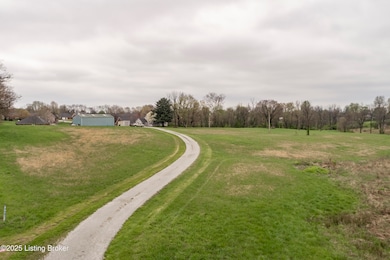 1107 N 3rd St, Bardstown, KY 40004 - photo 2