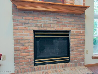 159 Maltese Rd, Effort, PA 18330 - photo 7