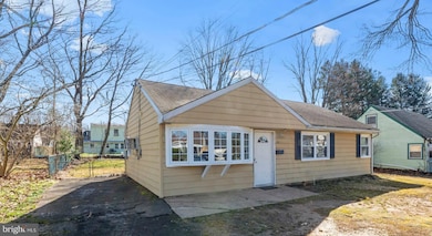 20 Dixfield Ave, Ewing, NJ 08618 - photo 3