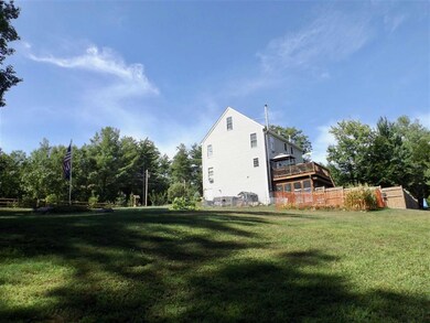 17 Chestnut Dr, Allenstown, NH 03275 - photo 4