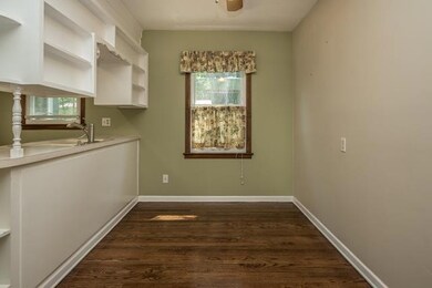 6721 Melrose Ln, Shawnee, KS 66203 - photo 7