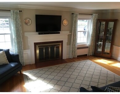 574 Webster St, Needham Heights, MA 02494 - photo 4