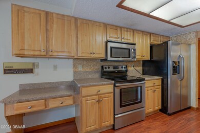 261 Woodhaven-19