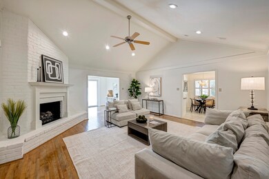 627 Patchester Dr, Houston, TX 77079 - photo 6