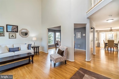 6677 Dasher Ct, Columbia, MD 21045 - photo 5