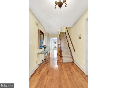 310 Lynne Ave, Reading, PA 19610 - photo 2