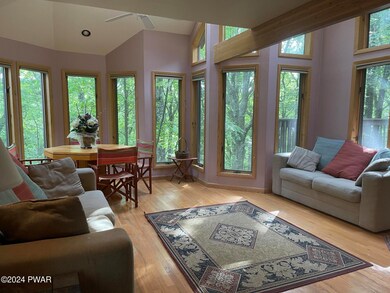 135 Highland Ln, Hawley, PA 18428 - photo 5