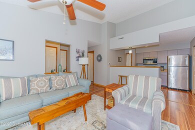 123 Hampton Place Blvd, Troy, NY 12180 - photo 7