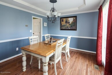 RealTourCast _ Family Realty _ Bentley (