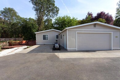 1799 Hamilton Ln, Grants Pass, OR 97527 - photo 3